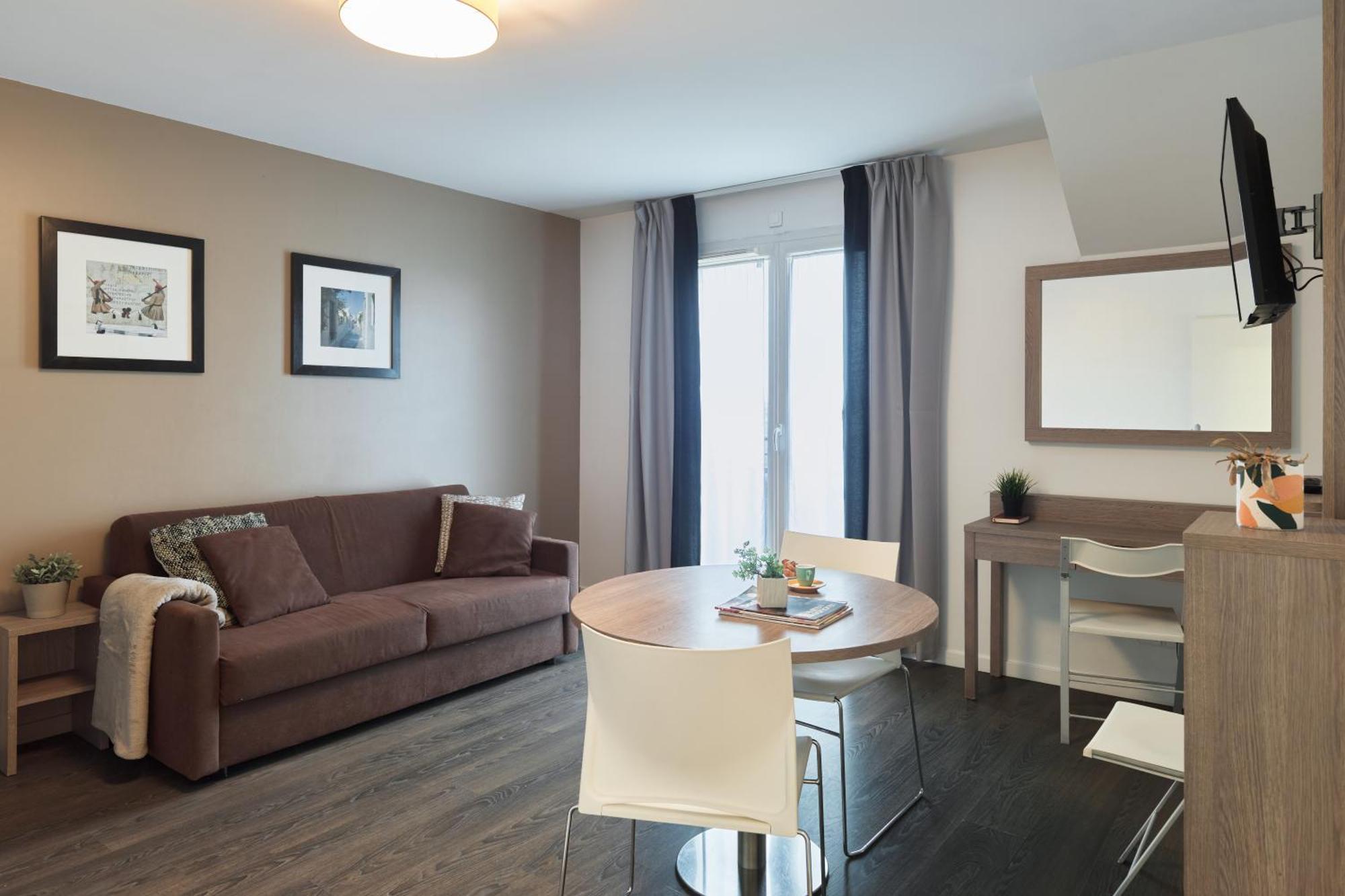 Zenitude Hotel Residences Roissy Village Exterior photo